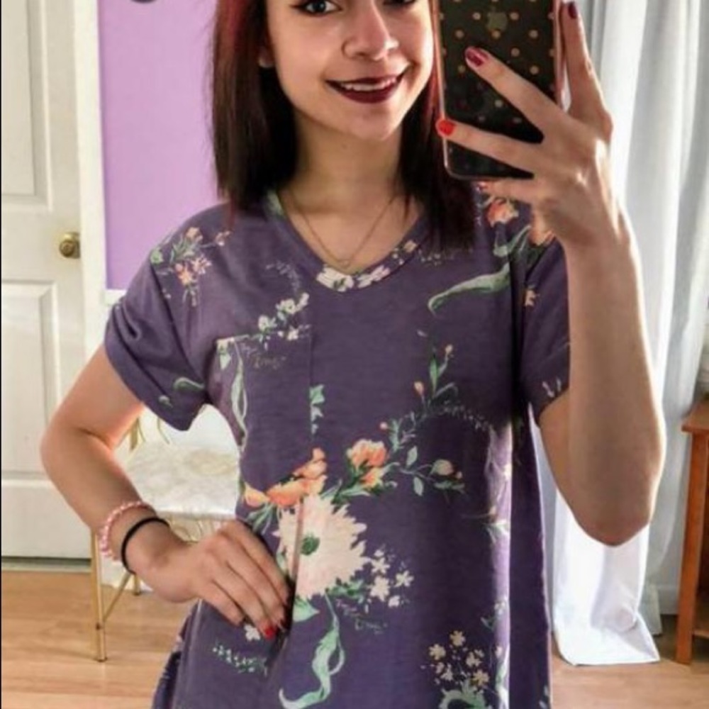 Purple floral tee - Picture 1 of 3